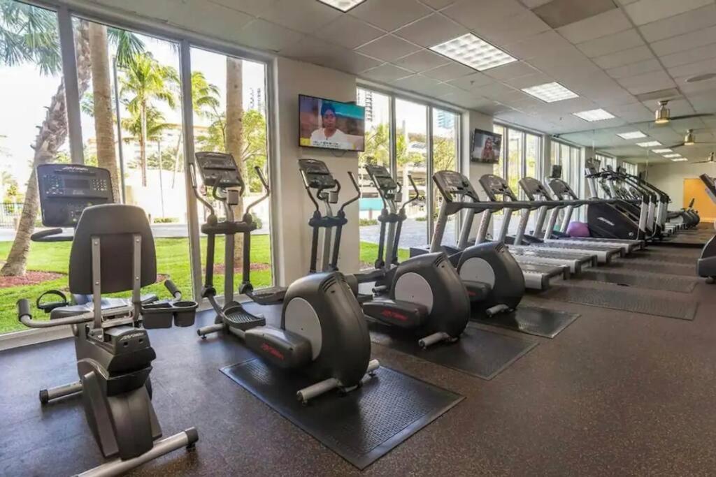Sunny Isles Beach Spacious Apartment Exterior foto