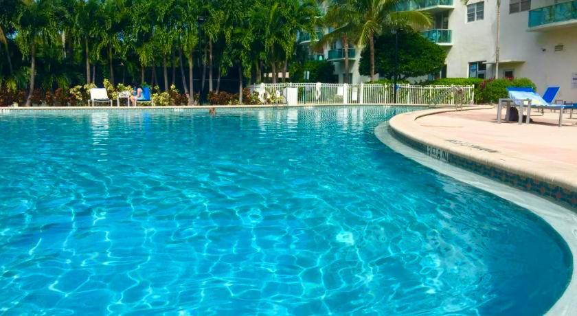 Sunny Isles Beach Spacious Apartment Exterior foto